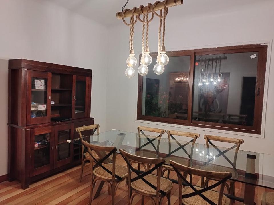 Gran Casa A Pasos De La Playa